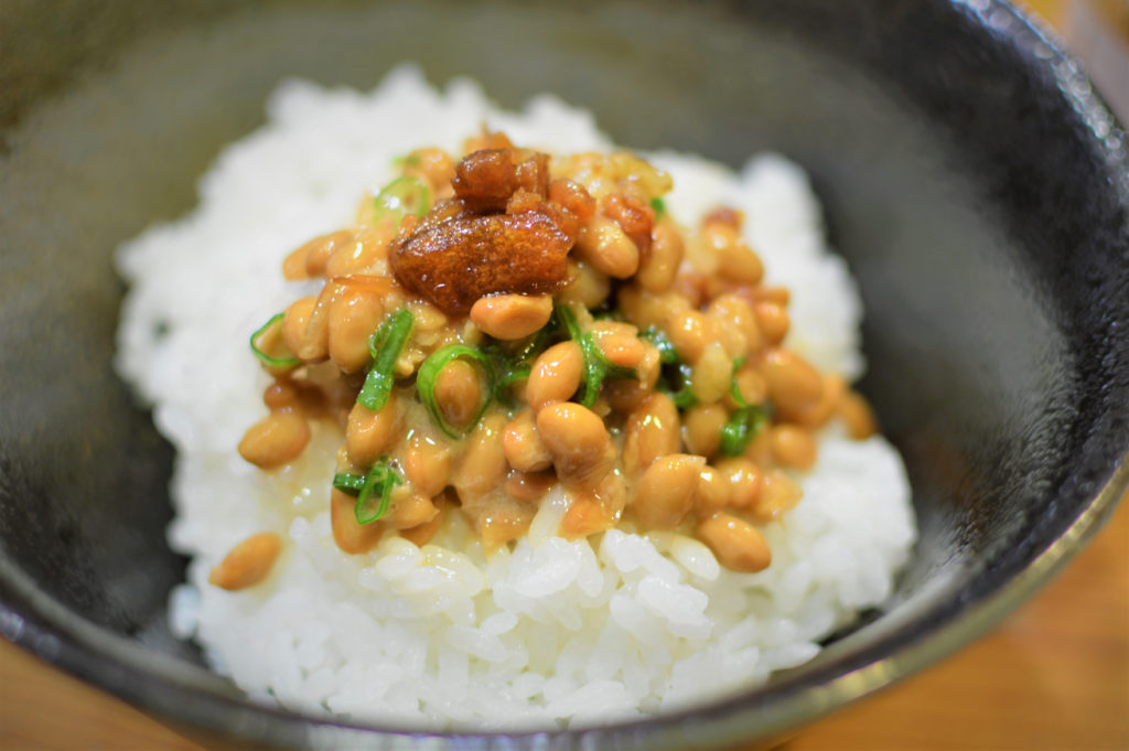 natto-rice-with-sukiyaki-seasoning